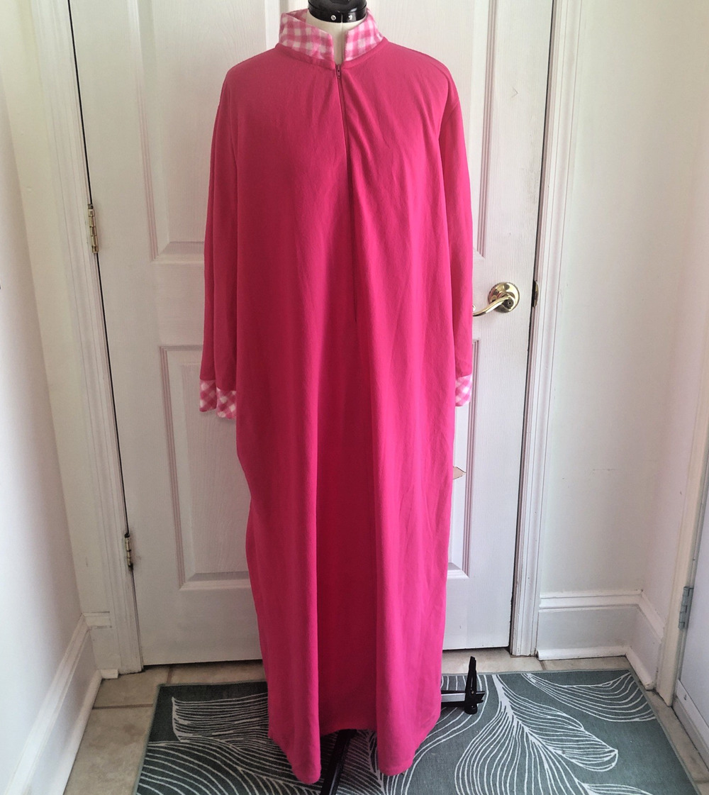 Vtg womens XL house Robe Guilford Mills ultravelle 80's Grandmacore cottagecore
